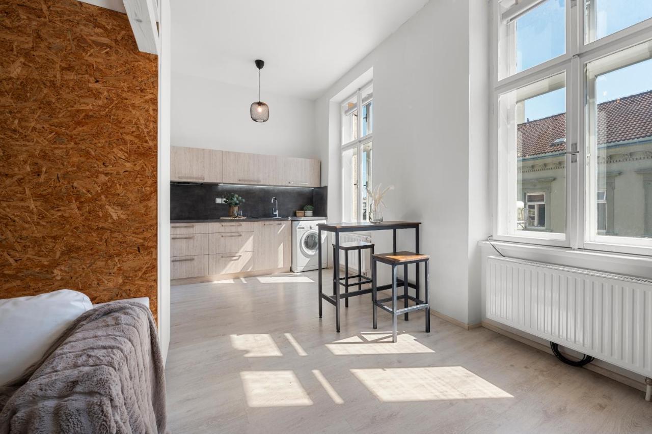 Residence Stefanikova Rose Brno Eksteriør bilde